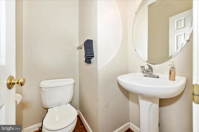 13556 HALIFAX DR, Hagerstown, MD 21742