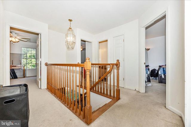 13556 HALIFAX DR, Hagerstown, MD 21742