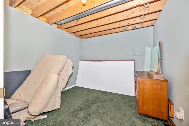 13556 HALIFAX DR, Hagerstown, MD 21742