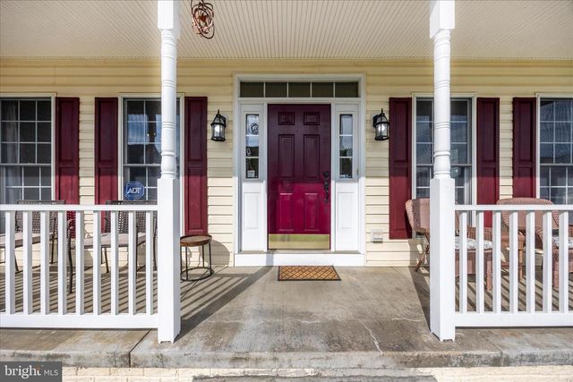 13556 HALIFAX DR, Hagerstown, MD 21742