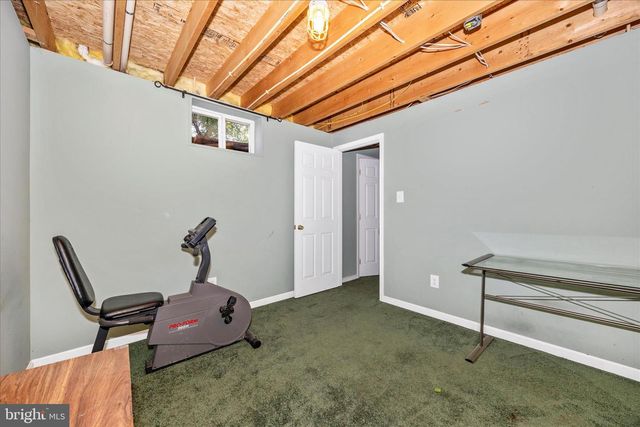 13556 HALIFAX DR, Hagerstown, MD 21742