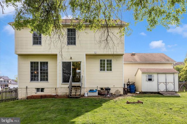13556 HALIFAX DR, Hagerstown, MD 21742