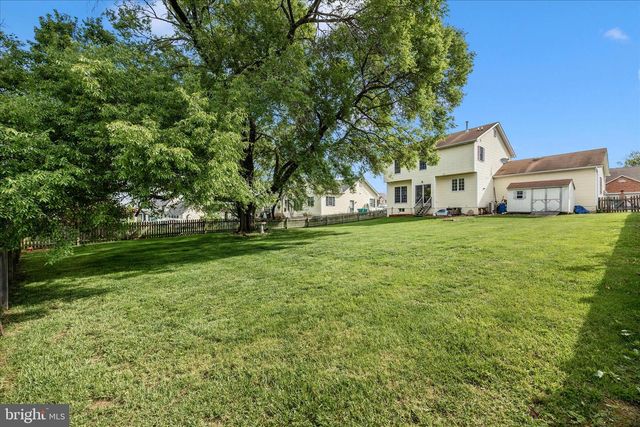 13556 HALIFAX DR, Hagerstown, MD 21742