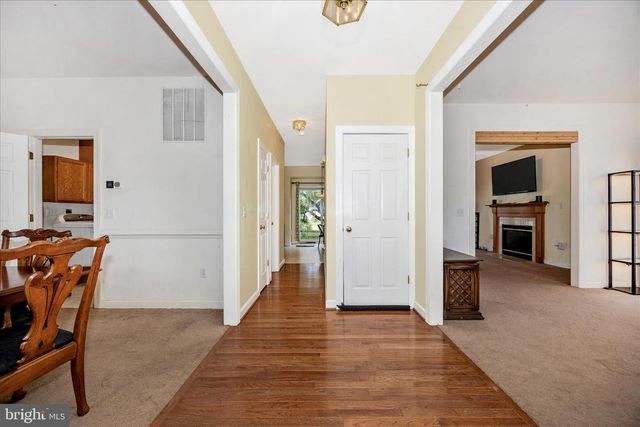 13556 HALIFAX DR, Hagerstown, MD 21742