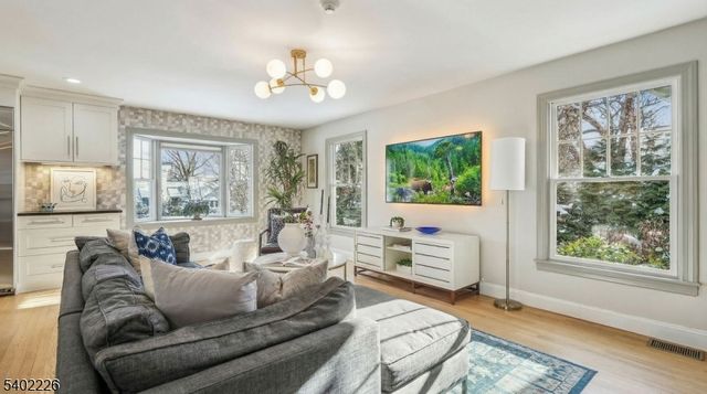 363 Park St, Montclair Twp., NJ 07043