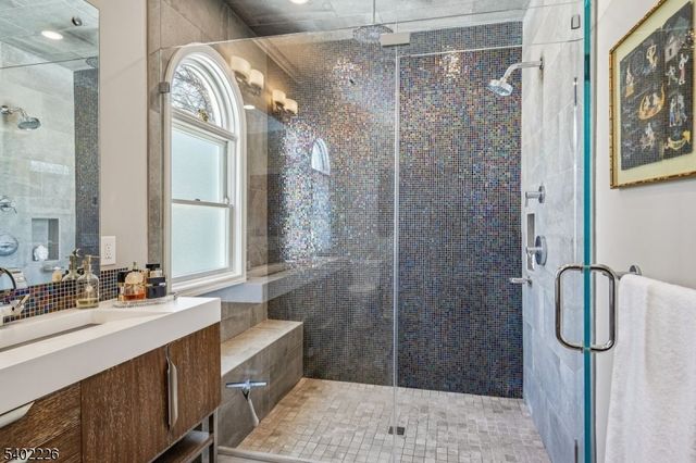 363 Park St, Montclair Twp., NJ 07043