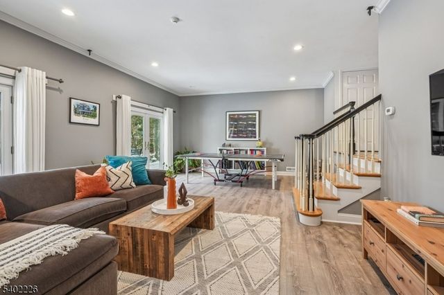 363 Park St, Montclair Twp., NJ 07043