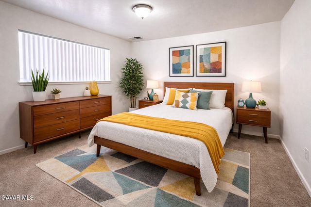 44226 2nd Street, Lancaster, CA 93535