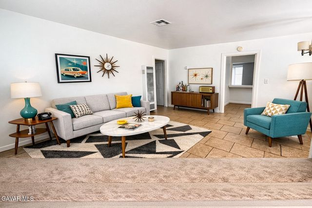 44226 2nd Street, Lancaster, CA 93535