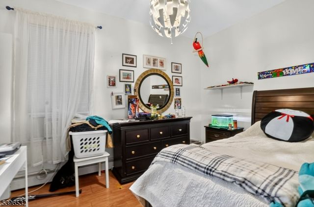 1110 Hampton Pl, Elizabeth City, NJ 07201