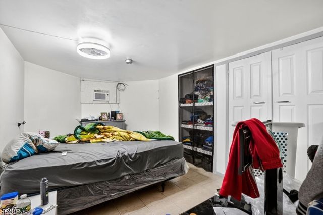 1110 Hampton Pl, Elizabeth City, NJ 07201