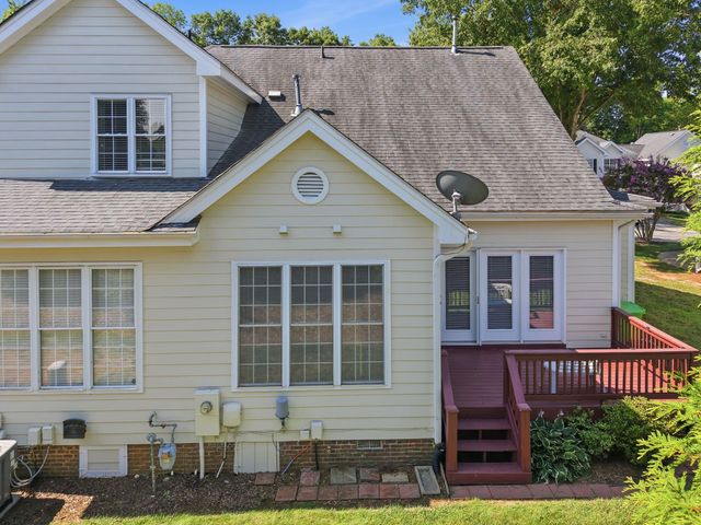7642 Astoria Place, Raleigh, NC 27612