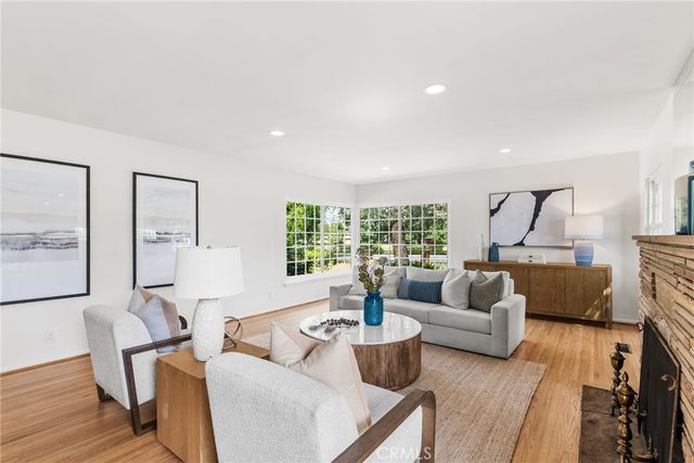 14021 Livingston Street, North Tustin, CA 92780