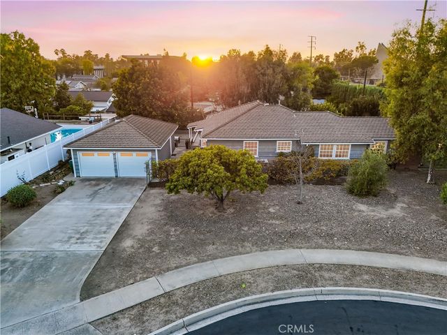 14021 Livingston Street, North Tustin, CA 92780