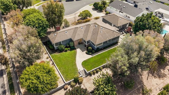 14021 Livingston Street, North Tustin, CA 92780