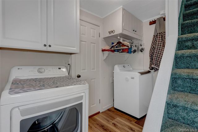 35 E 12th Street, Huntington Station, NY 11746