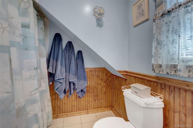 35 E 12th Street, Huntington Station, NY 11746