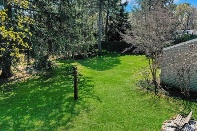 35 E 12th Street, Huntington Station, NY 11746