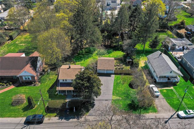 35 E 12th Street, Huntington Station, NY 11746