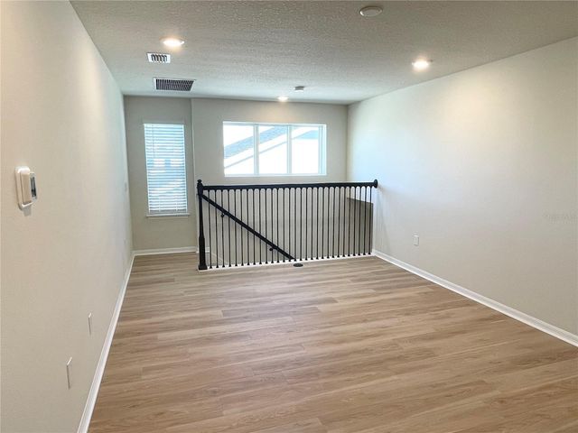 8350 FENTON STREET, Orlando, FL 32836