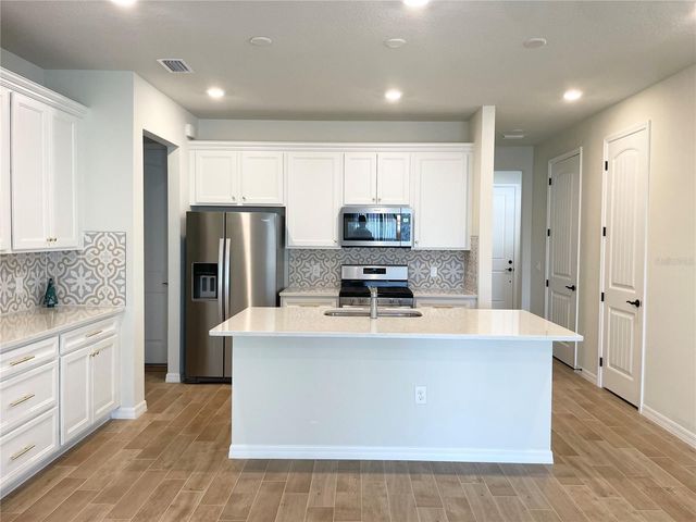 8350 FENTON STREET, Orlando, FL 32836