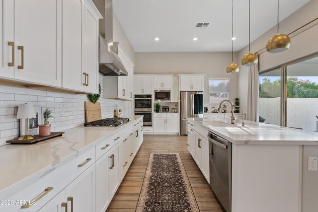22752 E NIGHTINGALE Road, Queen Creek, AZ 85142