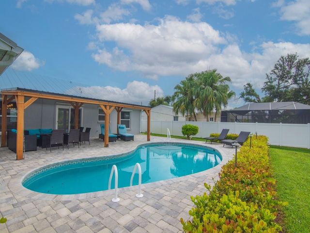 606 Conn Way, Vero Beach, FL 32963