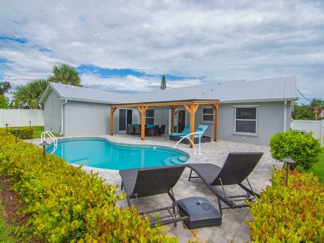 606 Conn Way, Vero Beach, FL 32963