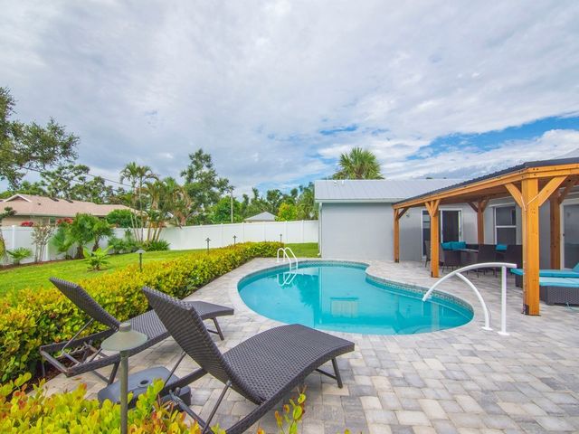 606 Conn Way, Vero Beach, FL 32963