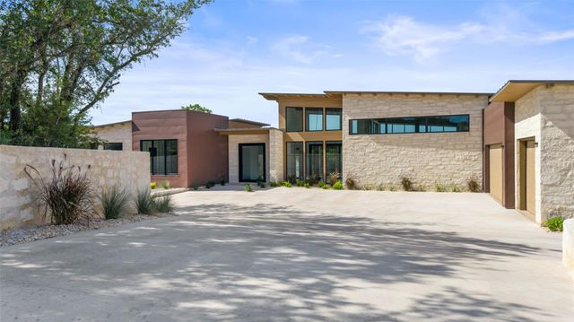 4600 Wild Cow CV, Spicewood, TX 78669