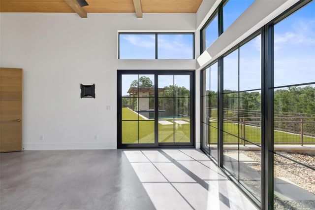 4600 Wild Cow CV, Spicewood, TX 78669