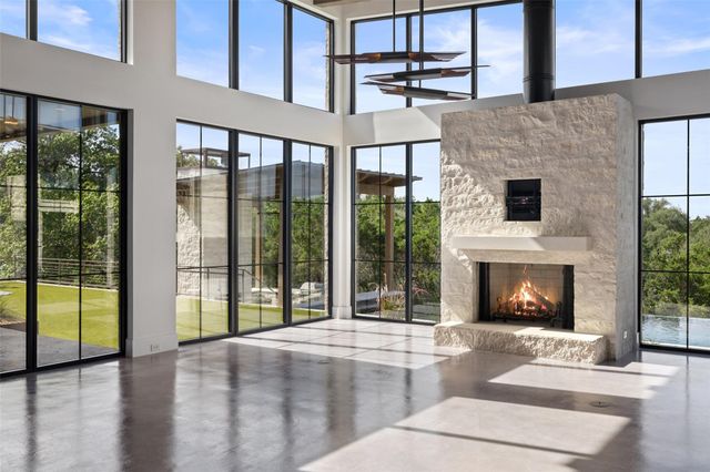 4600 Wild Cow CV, Spicewood, TX 78669