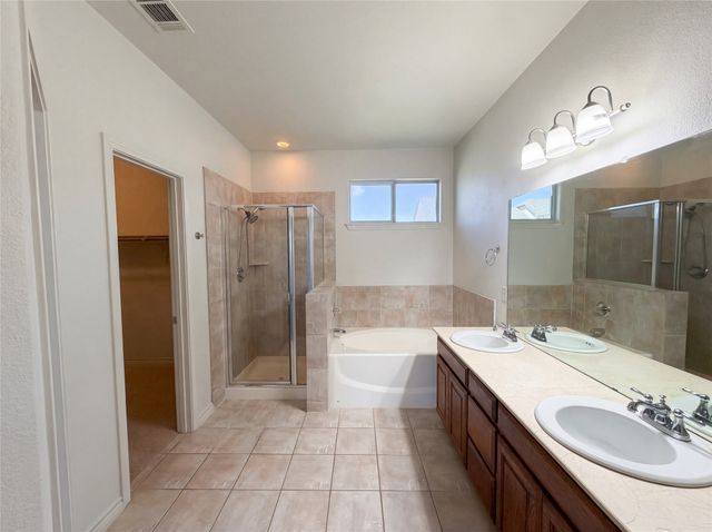 1602 Summercrest Drive, Cleburne, TX 76033