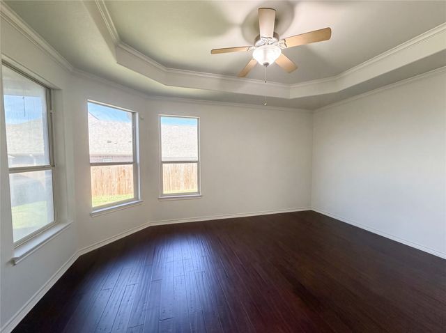 1602 Summercrest Drive, Cleburne, TX 76033