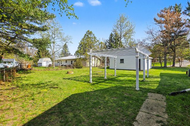 3974 Beadle Lake Drive, Emmett Twp, MI 49014