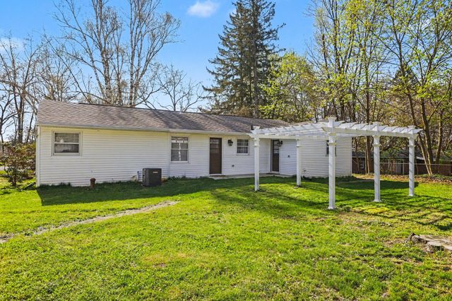 3974 Beadle Lake Drive, Emmett Twp, MI 49014