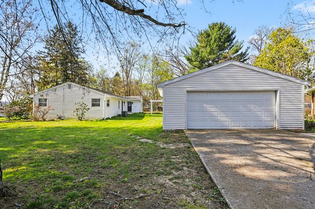 3974 Beadle Lake Drive, Emmett Twp, MI 49014