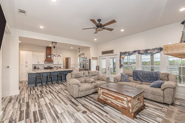 4886 County Road 1037, Celeste, TX 75423