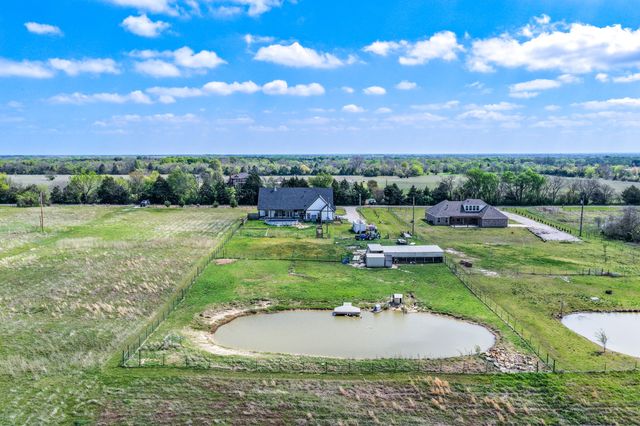 4886 County Road 1037, Celeste, TX 75423