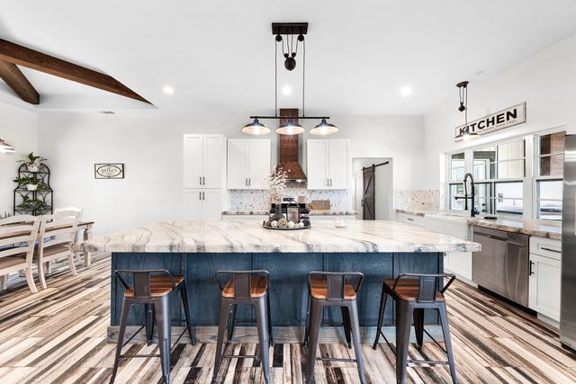 4886 County Road 1037, Celeste, TX 75423