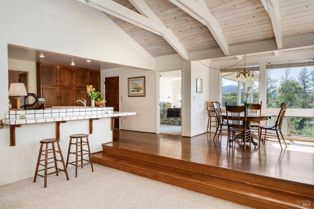 939 Champion Ln, Deer Park, CA 94576