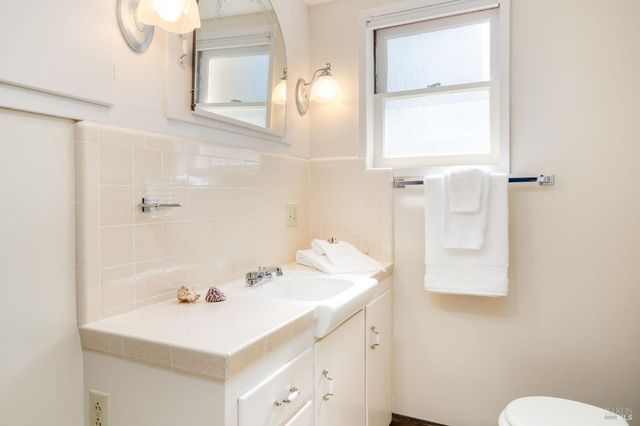 939 Champion Ln, Deer Park, CA 94576