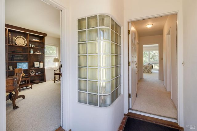 939 Champion Ln, Deer Park, CA 94576