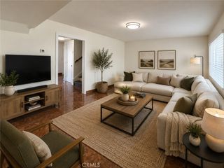 1477 W 20th 7, Los Angeles, CA 90007