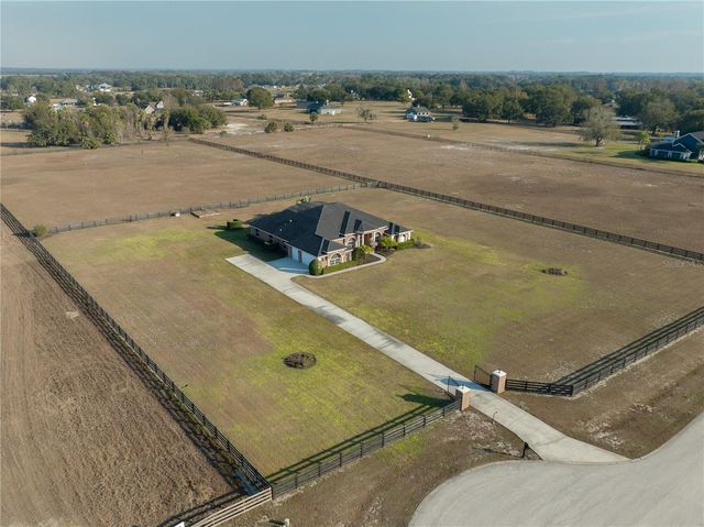 29222 CAN DO LANE, Tavares, FL 32778