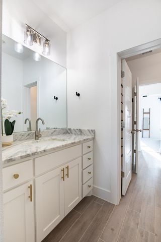 111 Bluegrass Trail, Springtown, TX 76082