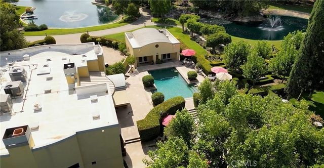 12950 N Willow Avenue, Clovis, CA 93619