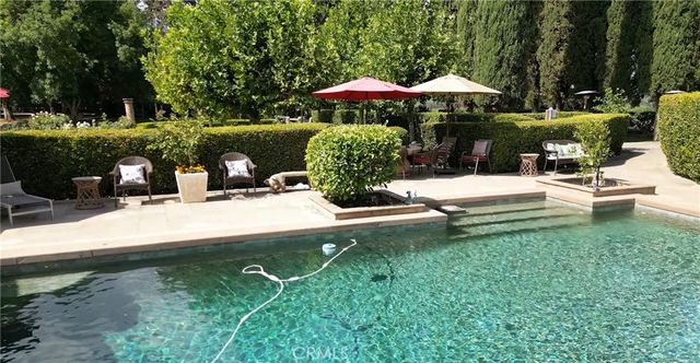 12950 N Willow Avenue, Clovis, CA 93619