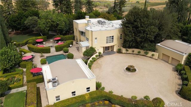 12950 N Willow Avenue, Clovis, CA 93619