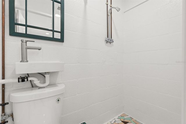 885 JAMES STREET, Dunedin, FL 34698